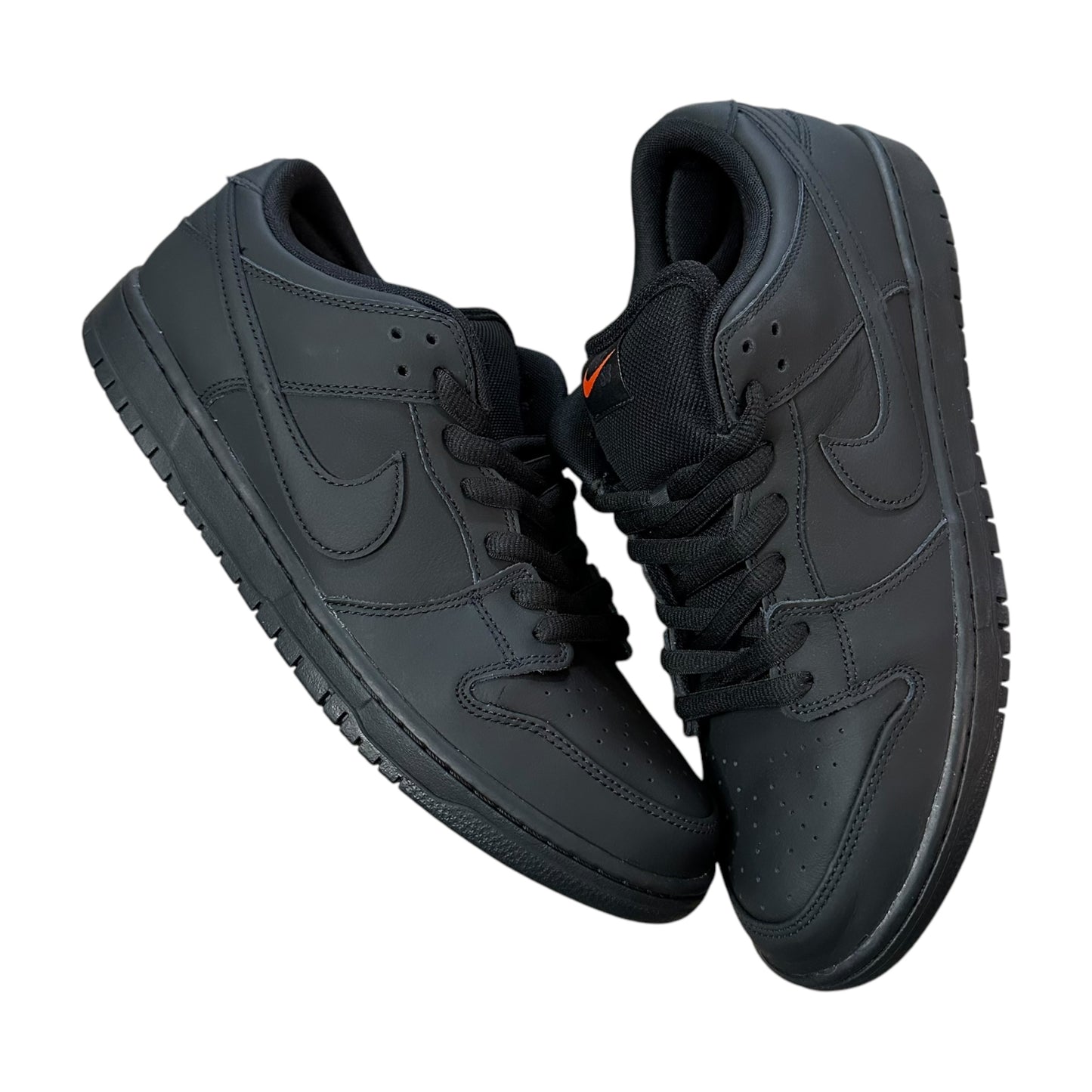 SB Dunk Low - Triple Black