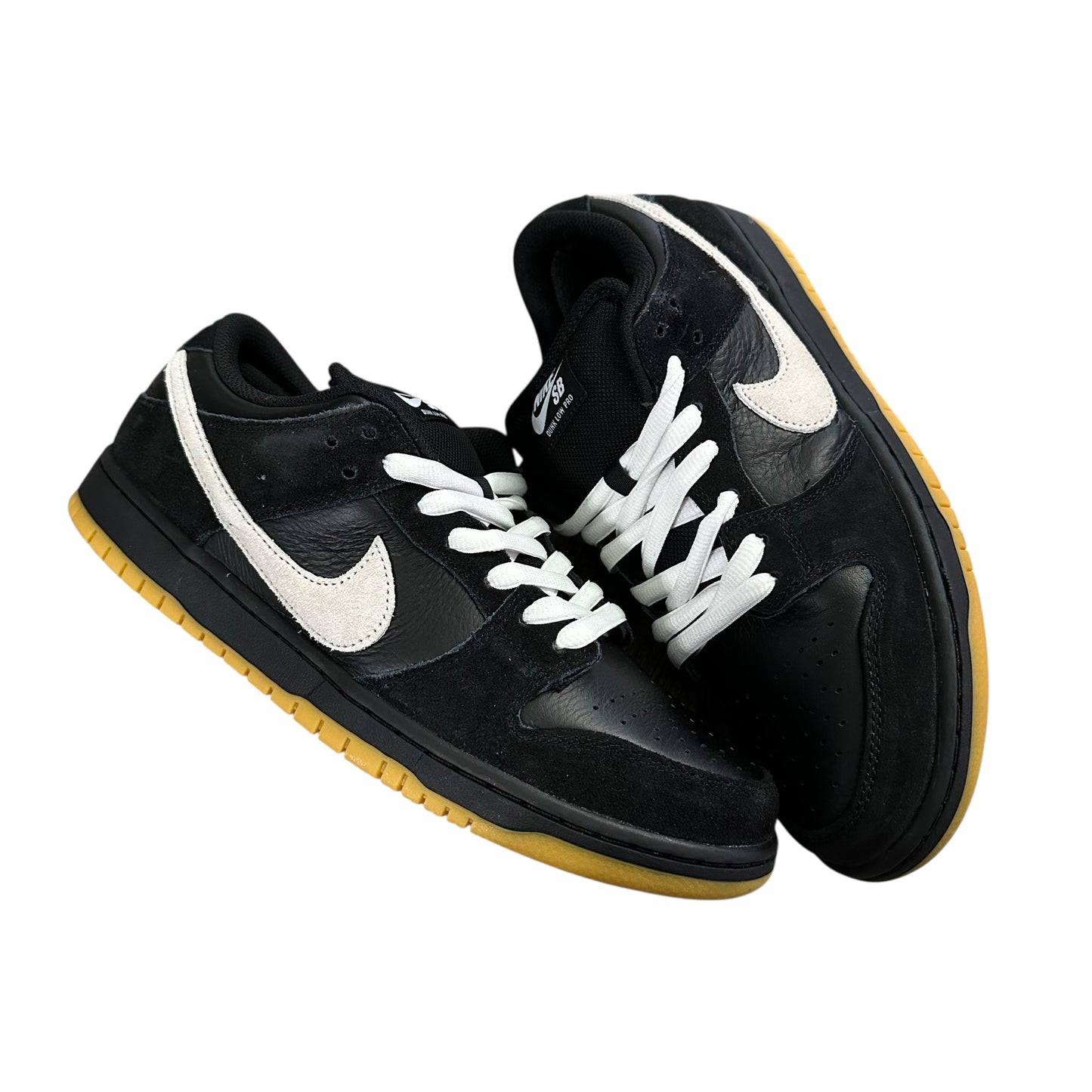 SB Dunk Low - Black White Gum