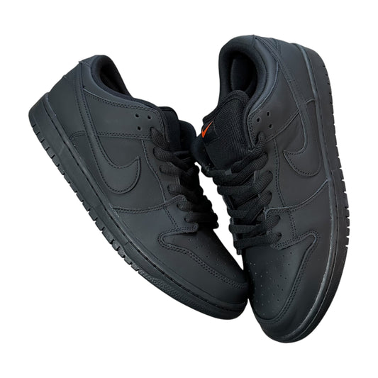 SB Dunk Low - Triple Black