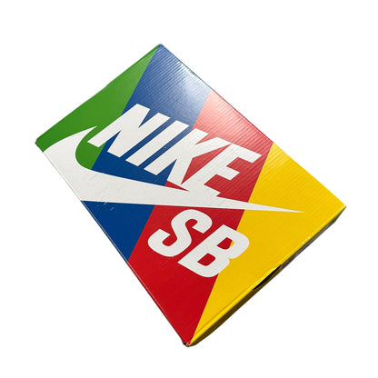 SB Dunk Low - Skate Like A Girl [PRE OWNED]